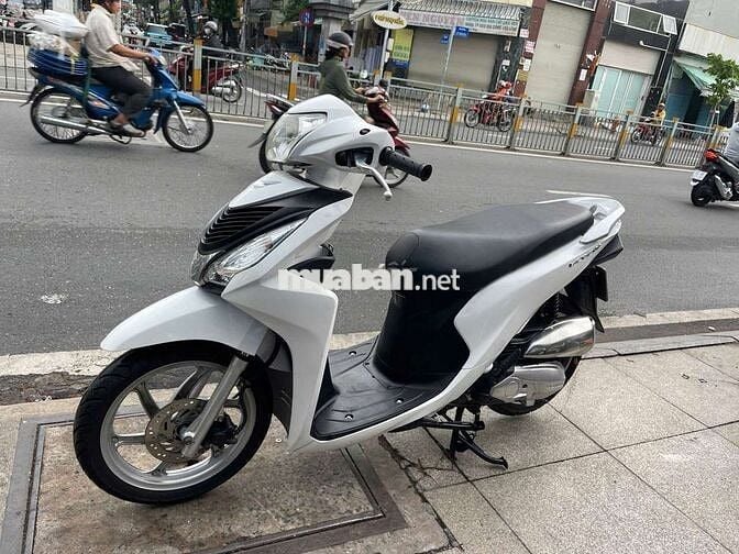 Honda Vision 2018 Trắng Đã sử dụng