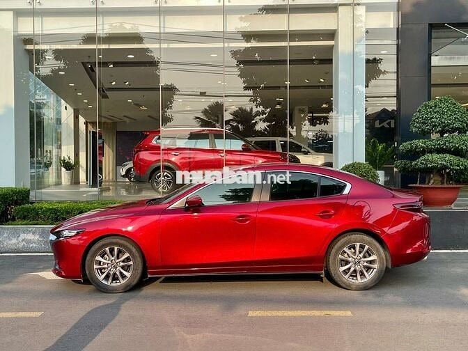 Mazda Mazda3 1.5 Deluxe 2021 76.000km Đỏ