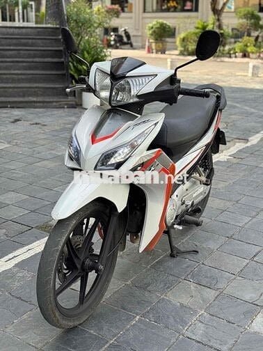 Honda Wave RSX 110 Trắng Bền bỉ Tiết kiệm xăng