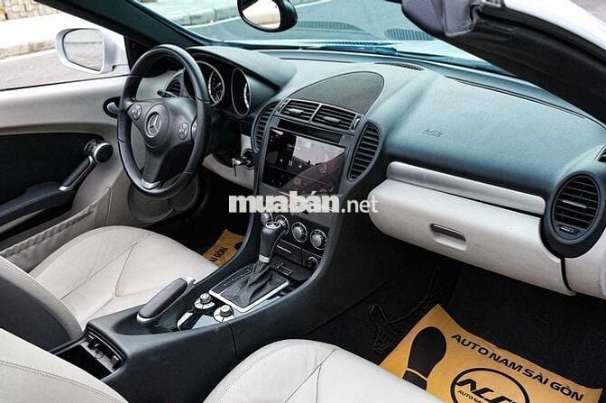 Mercedes SLK 350 Convertible 2009 Bạc 32.000km