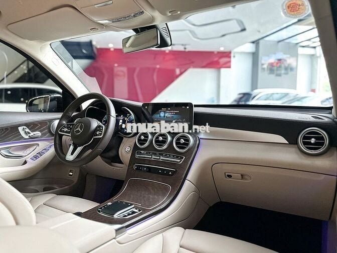 Mercedes GLC 200 4Matic 2021 Xám đen 27.000km