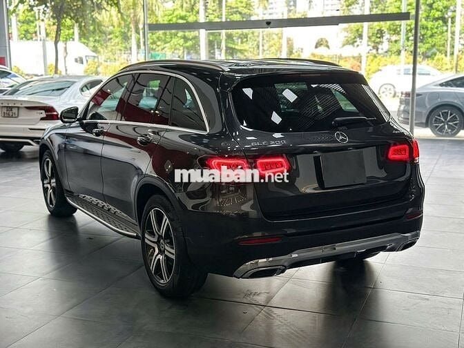 Mercedes GLC 200 4Matic 2021 Xám đen 27.000km