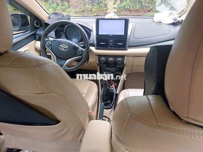 Bán xe Vios 2015 màu bạc số tay.