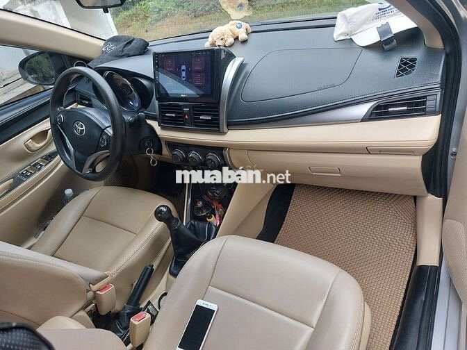 Bán xe Vios 2015 màu bạc số tay.