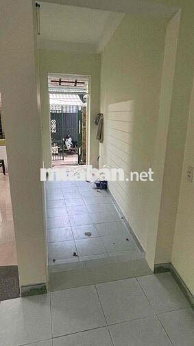 cho thuê nhà nguyên căn, nội thất cơ bản