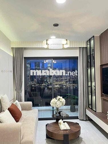 BÁN NHANH NHÀ 5 Tầng / dt 47 m2 Biên Giang Bám trục QL 6  , cao tốc