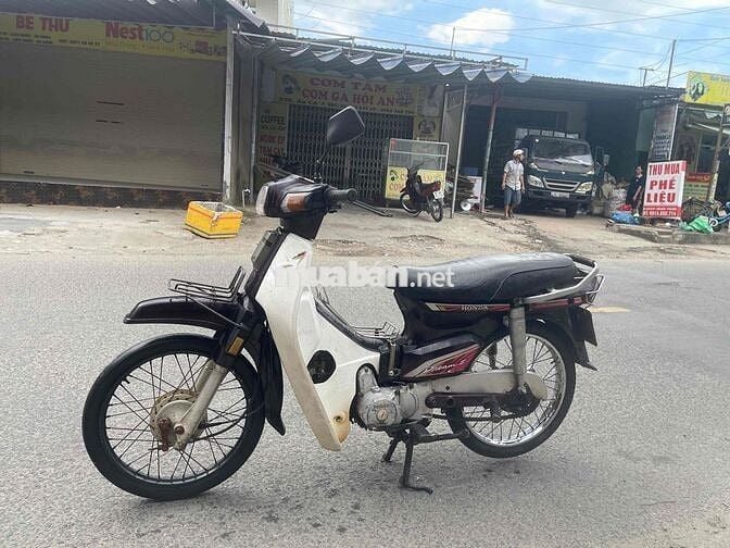 Honda Dream 50cc Đen, Trắng