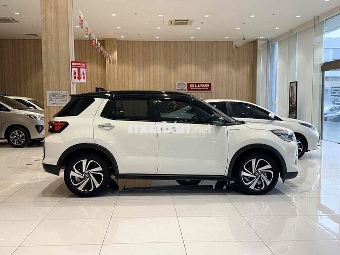 Toyota Raize 1.0Turbo 2024 Trắng nóc đen 28.000 Km