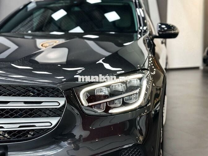 Mercedes GLC 200 4Matic 2021 Xám đen 27.000km