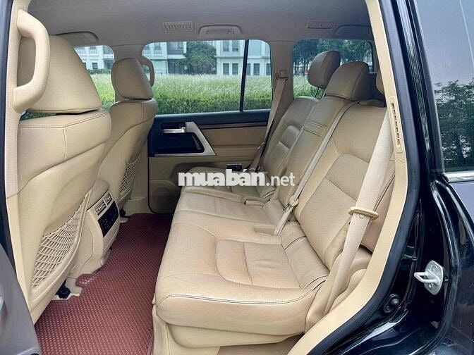 Toyota Land Cruiser VX 2016 4.6 V8 Đen