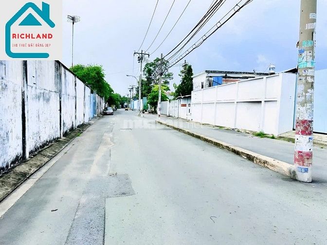Cho thuê kho HXH: Hương Lộ 2, Bình Trị Đông, Bình Tân_DT: 8.000m²