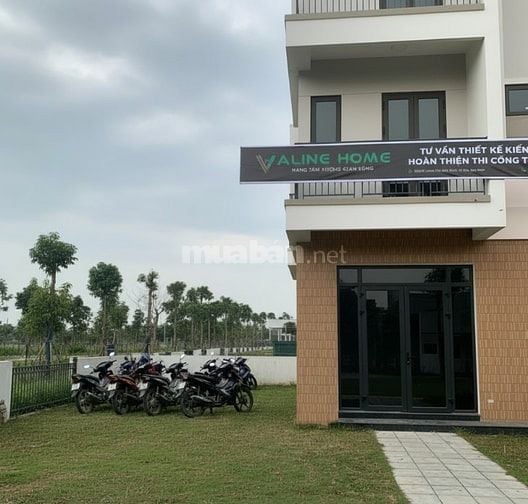 CHO THUÊ SHOPHOUSE VỊ TRÍ VÀNG – GIÁ CHỈ 7.5 TRIỆU/THÁNG! 