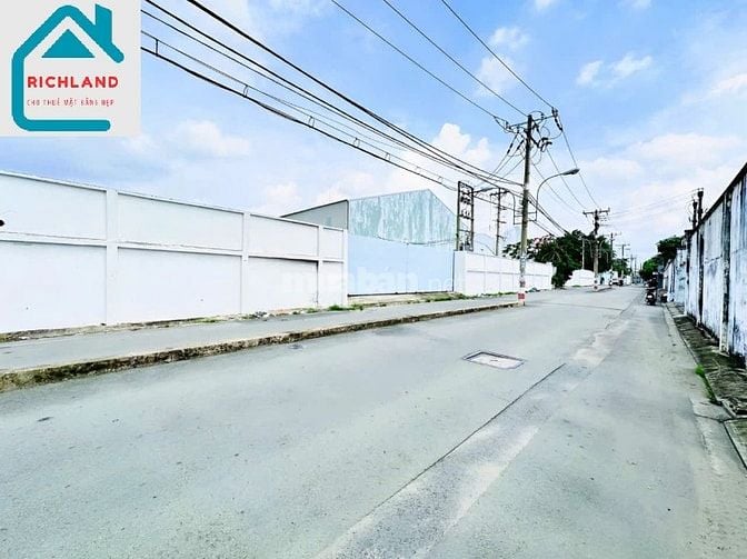 Cho thuê kho HXH: Hương Lộ 2, Bình Trị Đông, Bình Tân_DT: 8.000m²