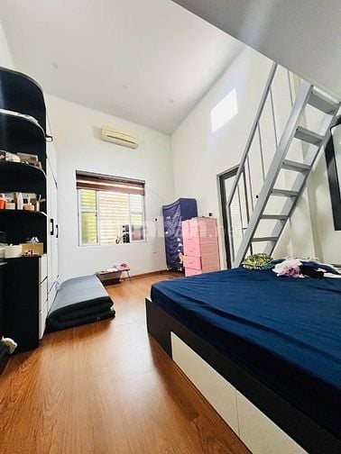 Bán gấp nhà Dương Văn Bé lô góc thoáng sáng, Dt 30m2, mt 5.5m, 5.4 tỷ.