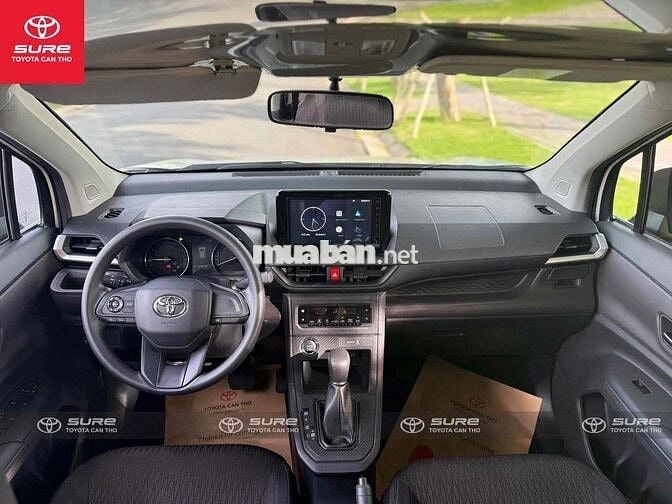 Toyota Avanza Premio 1.5G AT 2024 CHÍNH HÃNG