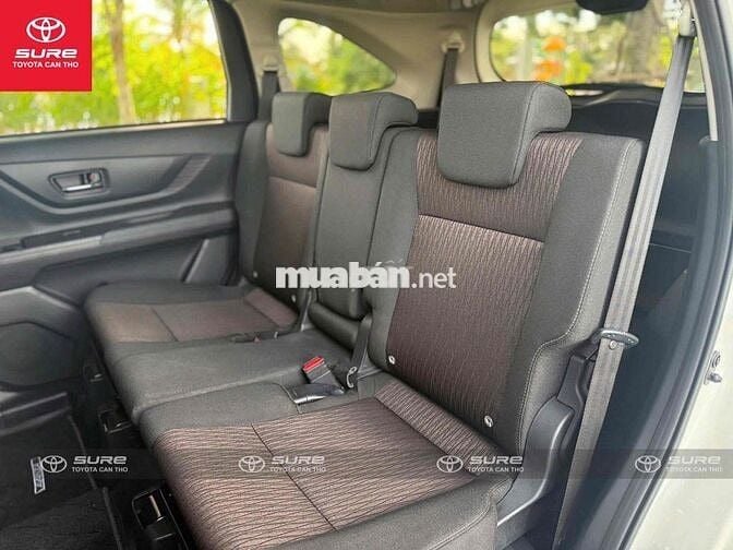 Toyota Avanza Premio 1.5G AT 2024 CHÍNH HÃNG