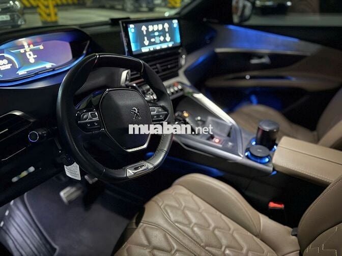Peugeot 3008 GT full option 2022 Đen