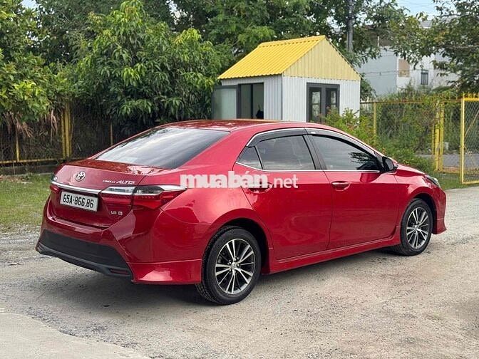 Toyota Altis 1.8E 2020