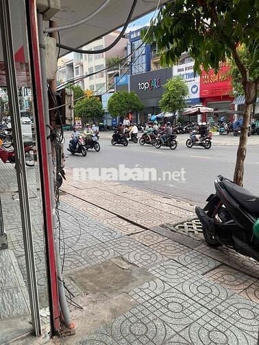 Cho thuê MBKD mat tien CMT8  lối đi riêng