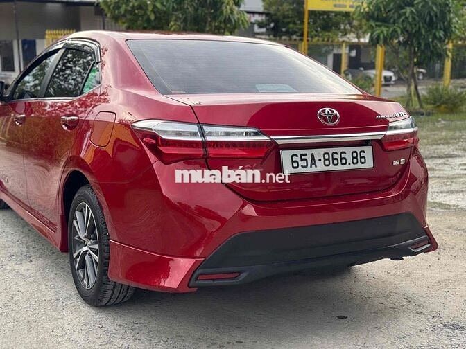 Toyota Altis 1.8E 2020