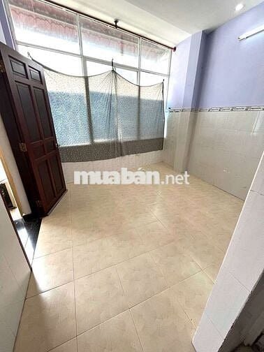Nhà cho thuê hẻm xe hơi Q11 giá 10tr còn thương lượng cọc 1 


