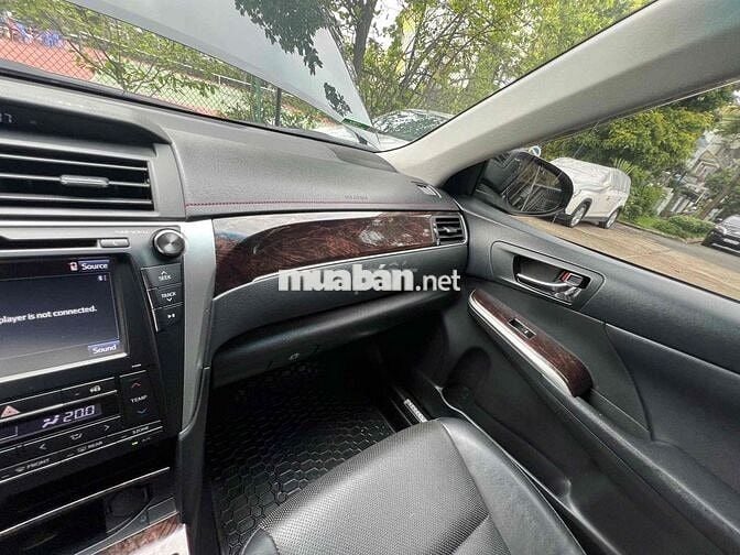 Toyota Camry 2.5Q 2017 Vàng cát