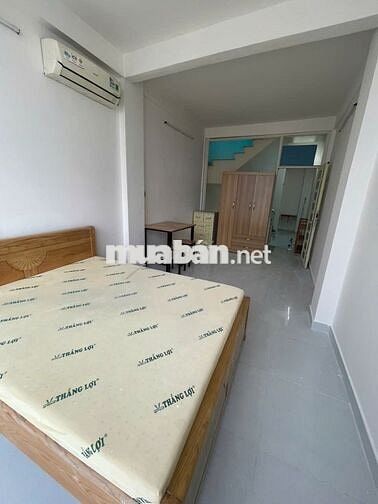 Cho thuê STUDIO CỬA SỔ TRỜI RỘNG ~35M2 - GẦN CV LÊ THỊ RIÊNG
