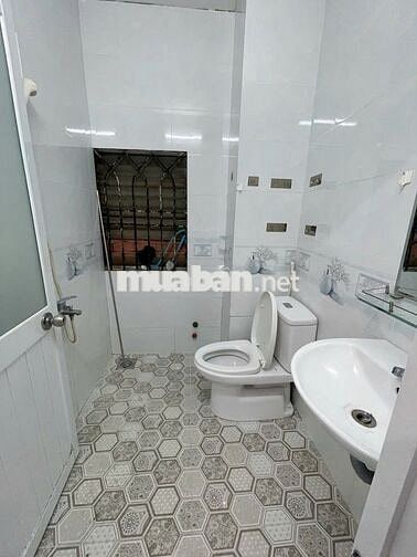 Cho thuê STUDIO CỬA SỔ TRỜI RỘNG ~35M2 - GẦN CV LÊ THỊ RIÊNG
