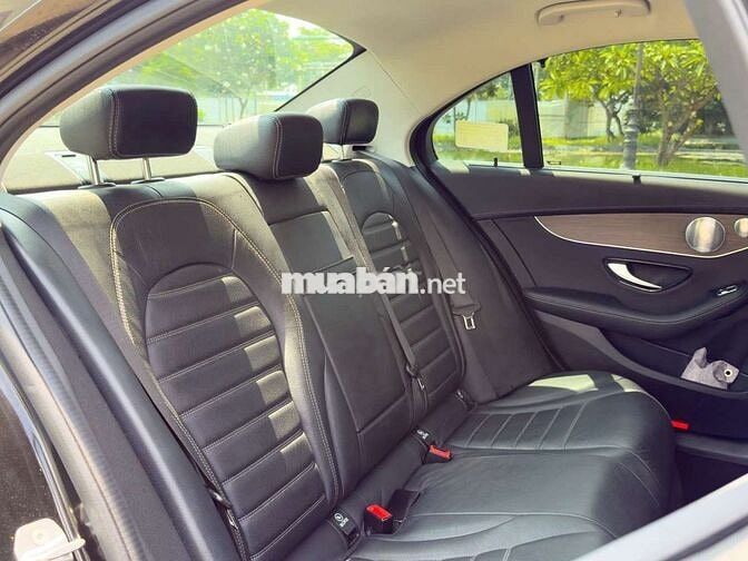 Mercedes-Benz C200 Exclusive 2020 23.600 km