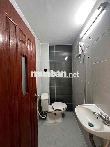 NHÀ MỚI KENGGGG 100% CÒN MÙI SƠN 4x13m. CÓ PN TẦNG TRỆT