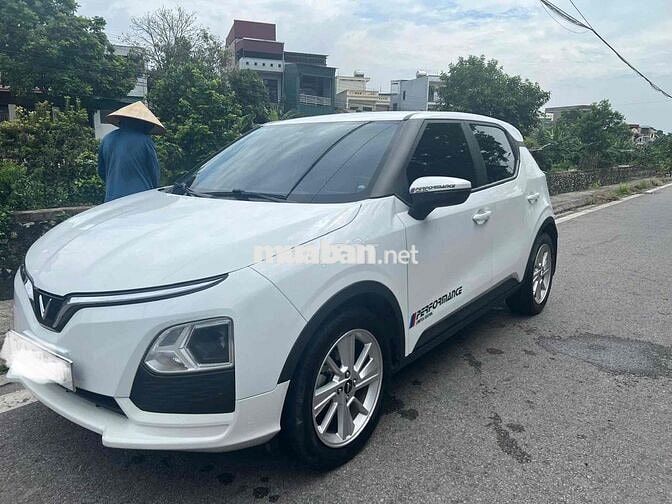 VinFast VF5 Trắng Free Sạc Ko Giới Hạn 12/2027