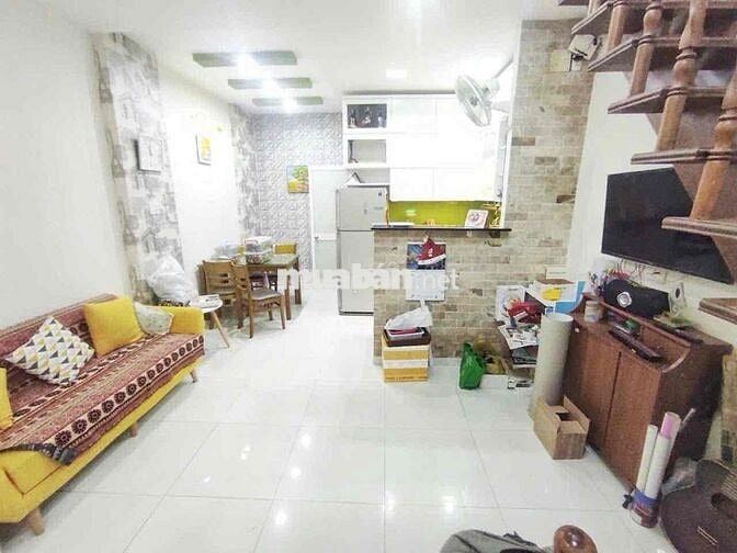 Cho thuê nhà nc 2pn2wc. THÍCH QUẢNG ĐỨC P5,PN
