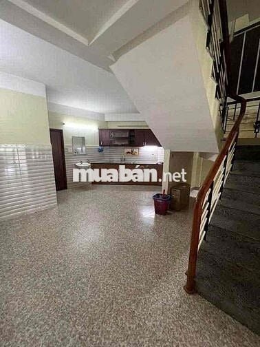 Nhà Mặt Tiền 5 Phòng Ngủ Full Nội Thất