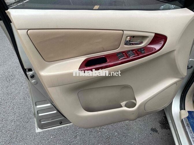 Toyota Innova Bạc 161.531 km