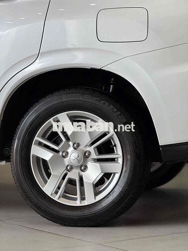 Mitsubishi Xpander 7 chỗ màu Trắng