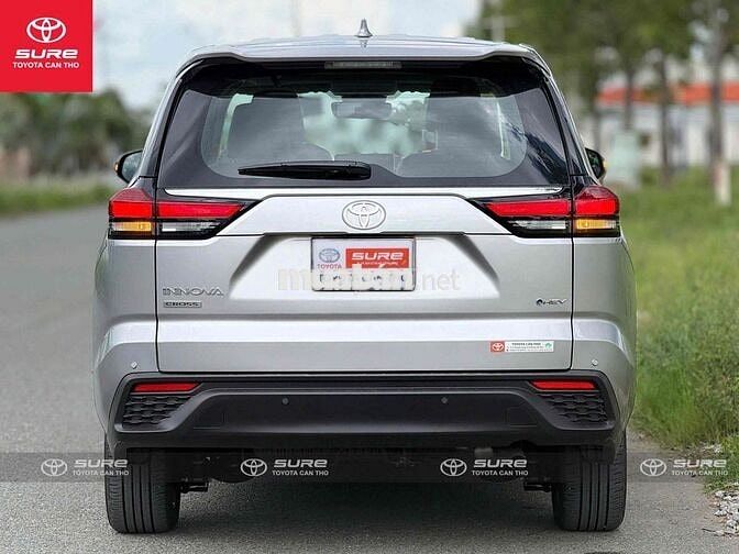 Toyota Innova Cross Hybrid 2026 odo 1.000KM