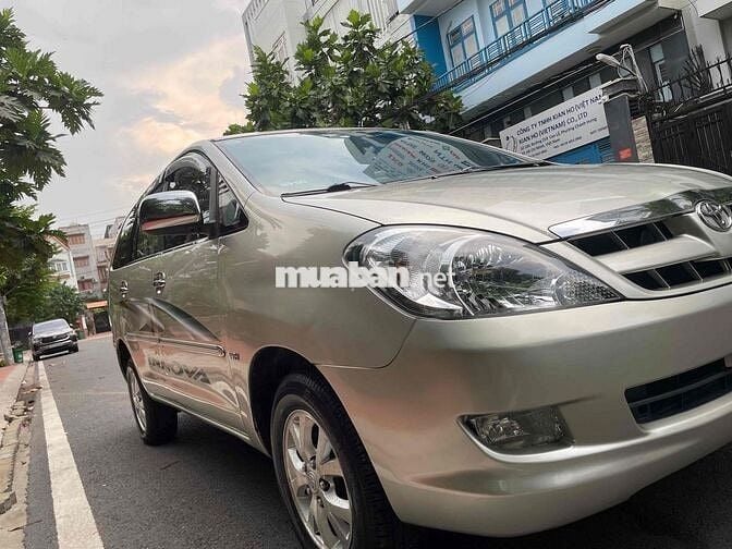 Toyota Innova Bạc 161.531 km