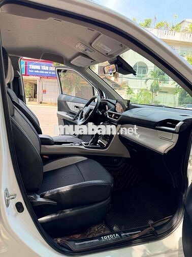 Toyota Veloz Top phiên bản cao cấp sx 2022
