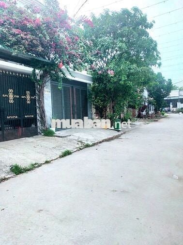 SAU CHỢ ĐẦU MỐI THỦ ĐỨC RA GẤP LÔ ĐẤT DT 120M2 SỔ SẴN - SANG TÊN NGAY