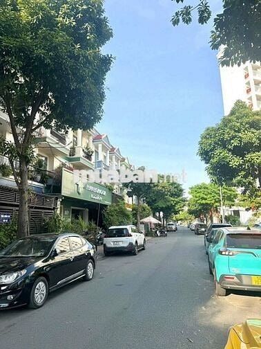 SAU CHỢ ĐẦU MỐI THỦ ĐỨC RA GẤP LÔ ĐẤT DT 120M2 SỔ SẴN - SANG TÊN NGAY