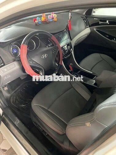 Hyundai Sonata 2011 Trắng 92000 km