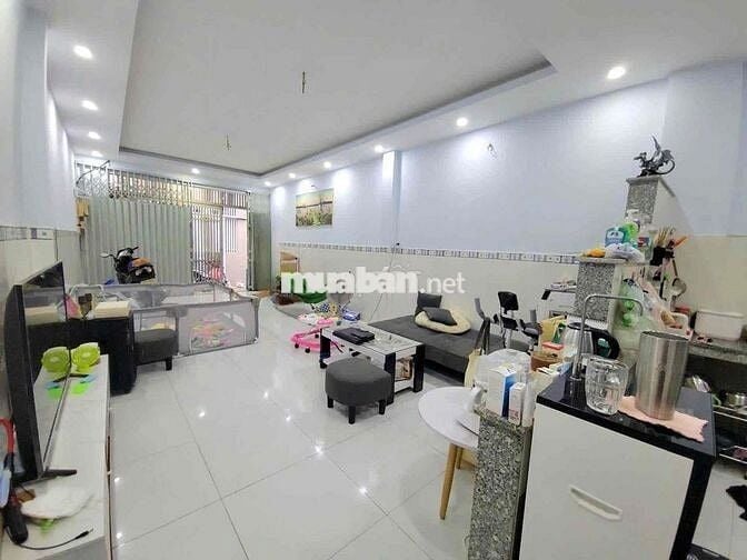 Giá: 4.5 tỷ 127/ Ni Sư Huỳnh Liên 50m2, 2 tầng, DT: 4.1 x 12.5, P10