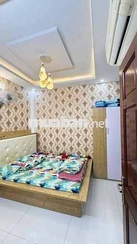 nhà phố đầy đủ thiết bị 1 trục phan huy ích