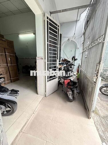 nhà thống nhất gần bv hồng đức