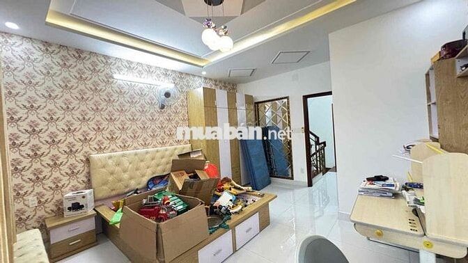 nhà phố đầy đủ thiết bị 1 trục phan huy ích