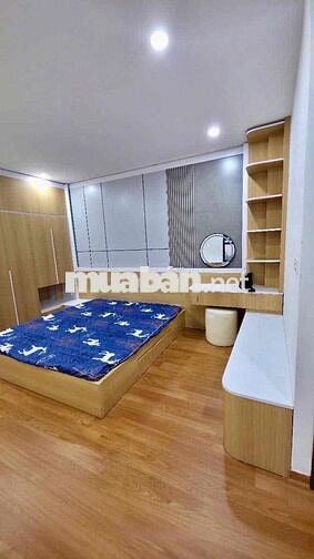 Cho thuê nhà Thạch Bàn - Sài Đồng, 6 Tầng, Full đồ ở ngay