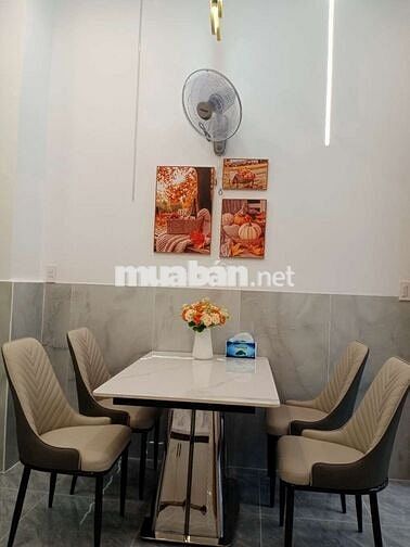 Hẻm xe tải, Thống Nhất 4.6m x 10m,3 tầng, 4 phòng ngủ, giá 6 tỷ 55