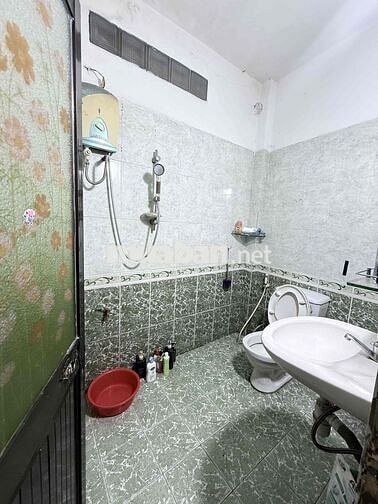 nhà thống nhất gần bv hồng đức