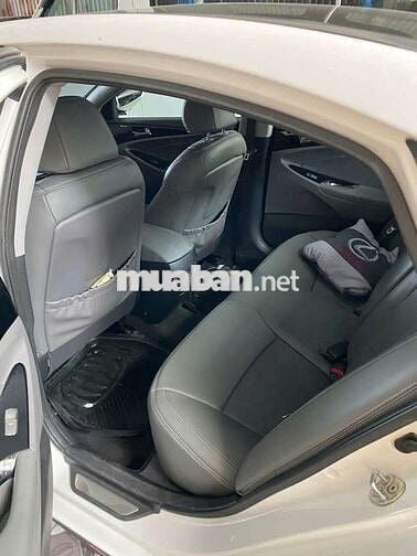 Hyundai Sonata 2011 Trắng 92000 km