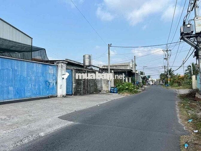 Nhà xưởng cho thuê 850m2 mặt tiền 25*35 cao ráo thông thoáng
